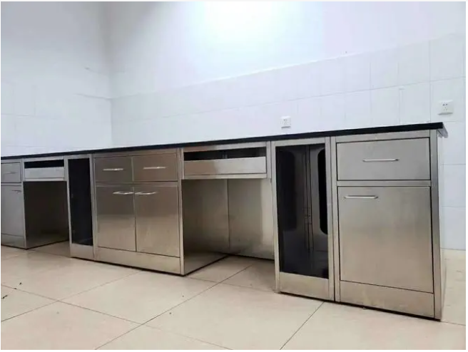 不銹鋼邊臺生產(chǎn)廠家